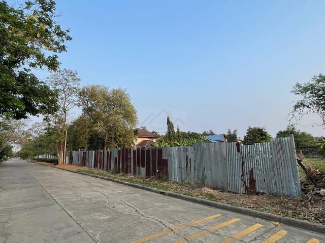 ขายที่ดินเปล่า 296 ตารางวา ซอยหมู่บ้านเสรีวิลล่า ศรีนครินทร์ 55 ใกล้ถนนศรีนครินทร์ และสวนหลวง ร.9 หลังห้างพาราไดซ์ 4