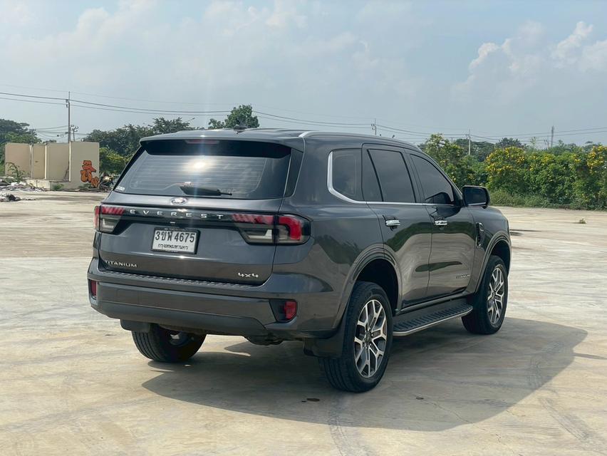 FORD EVEREST Y22 a 23 Wagon 4dr Titanium+7stAuto 4WD 2.0DTTi (Bi-Turbo) 10sp สีเทาดำ  6