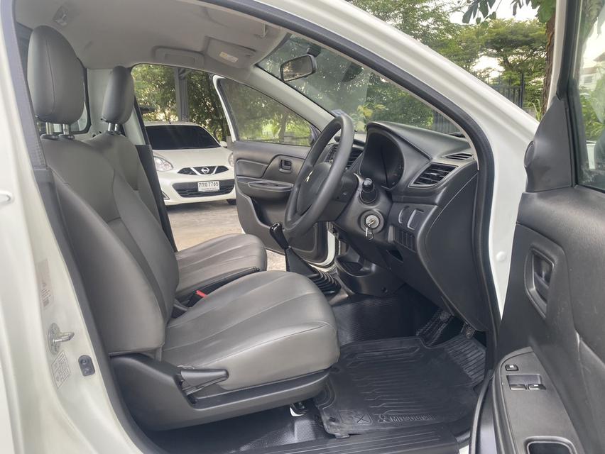 Mitsubishi Trition 2.5 cc GL ดีเชล,มือเดียว-ป้ายแดง รูปที่ 15