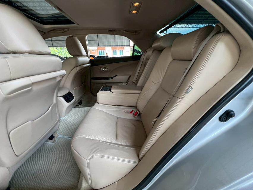 TOYOTA CROWN 2.5 ROYAL SALOON ปี 2009 โฉม ปี07-12 สีเทา เกียร์ออโต้ รูปที่ 11