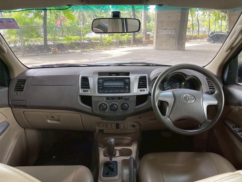 ขาย Toyota Vigo 2.5E ปี13 8