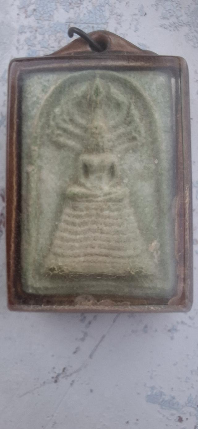 สมเด็จท่านเจ้าคุณนรพิมพ์นาคปรก หลังรูปเหมือน