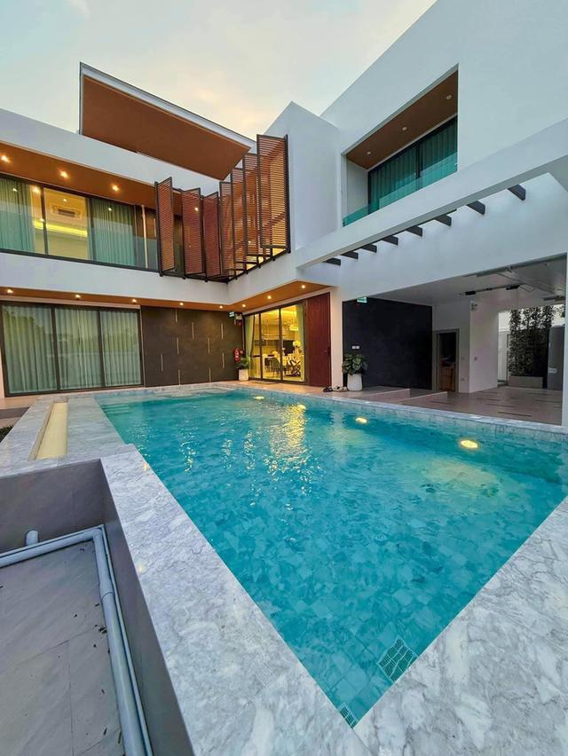 For rent pool villa Jomtien 300k/month  2