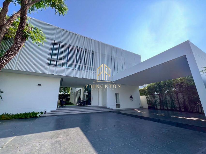Luxury House For Sale VIVE Bangna in Modern Minimal Style 15