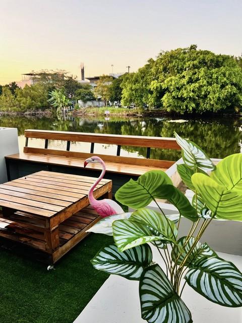 ขาย ให้เช่า บ้านเดี่ยว 2 ชั้น หมู่บ้านมณียา สไตล์รีสอร์ท อยู่เลียบทางด่วนรามอินทรา อยู่บนถนนประดิษฐ์มนูธรรม ฝั่งตรงข้ามเยอรมันตะวันแดง 2