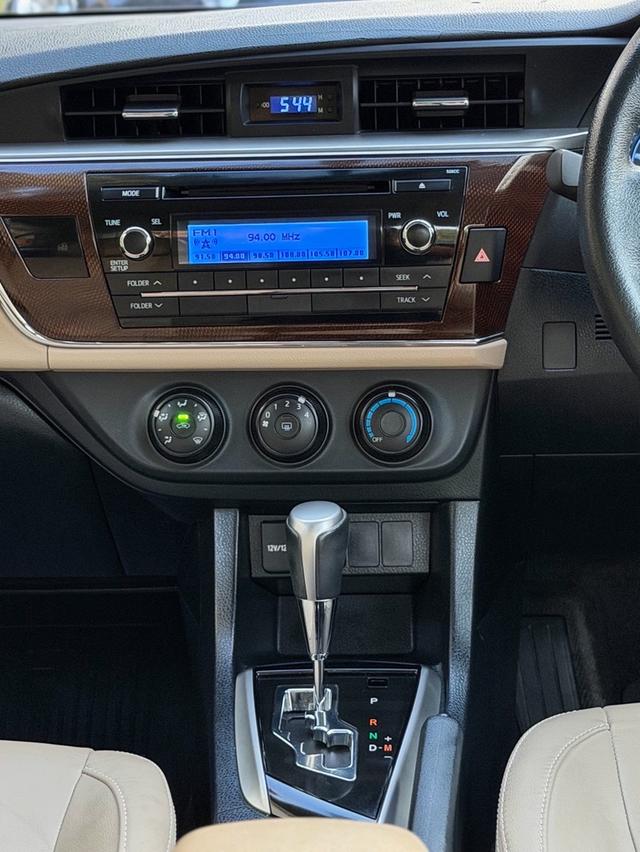 รหัสรถ AVA5349 🍊 Toyota Corolla Altis 1.6 G ปี 2016 เจ้าของเดียว ใช้งานน้อย ประวัติศูนย์ครบ รูปที่ 8