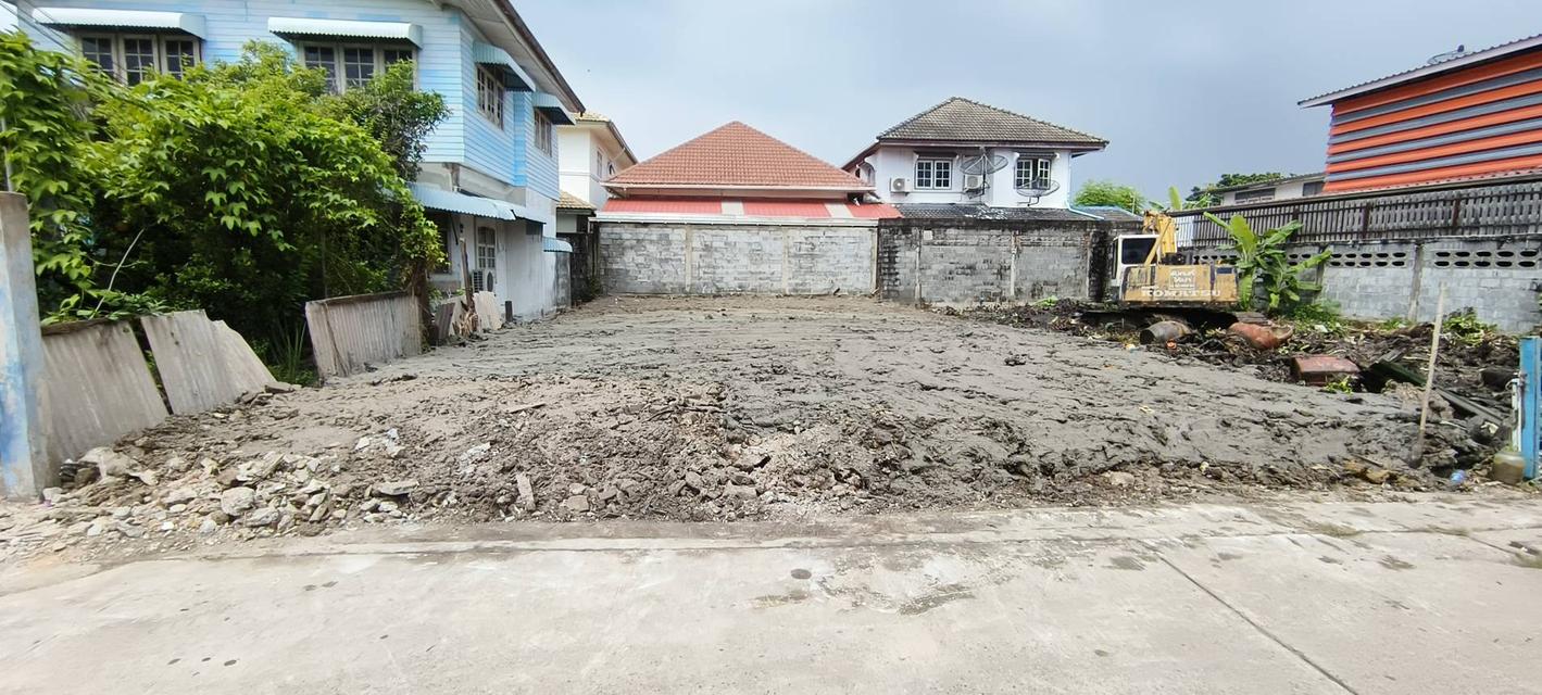 ขายที่ดิน 50 ตรว. ถมแล้วสูงจากถนน 30ซม. เฉลิมพระเกียรติ ซ.8  ใกล้สวนหลวง ร.9 2