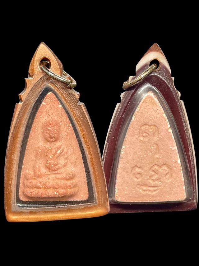 พระพุทโธน้อย พิมพ์กลาง เนื้อปูนเสก รุ่นแรก ปี2494 แม่ชีบุญเรือน โตงบุญเติม รูปที่ 4