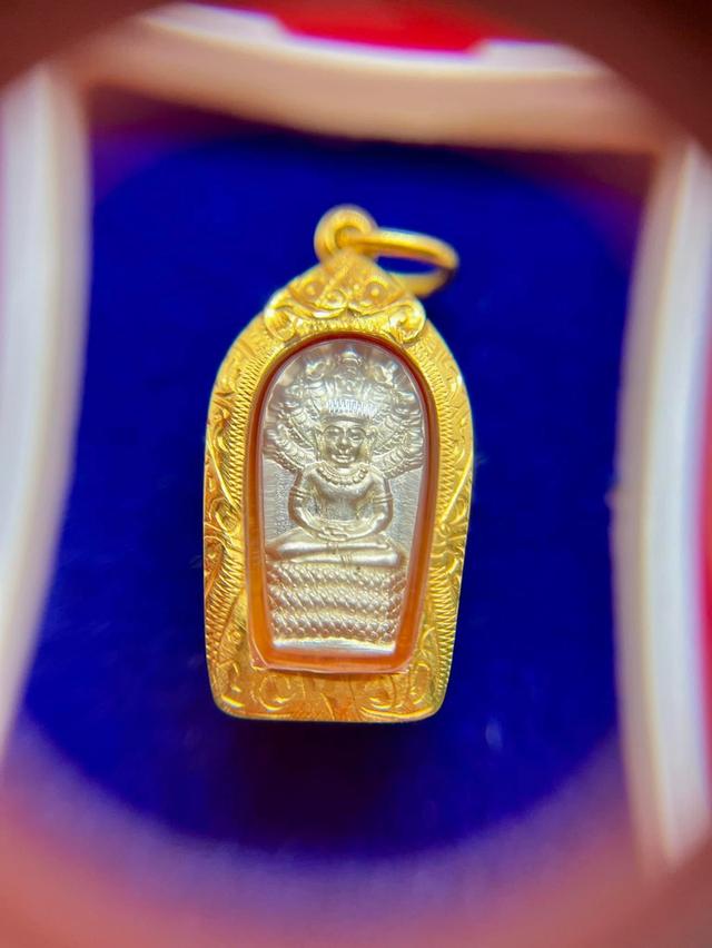 พระเลี่ยมทอง หลวงปู่ศิลา