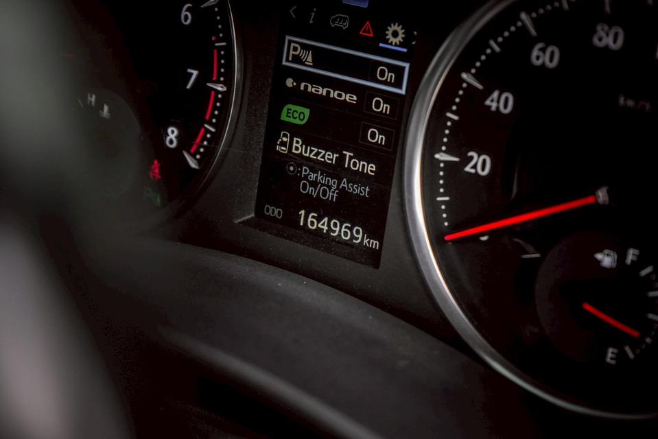 Toyota ALPHARD 2.5 auto 17