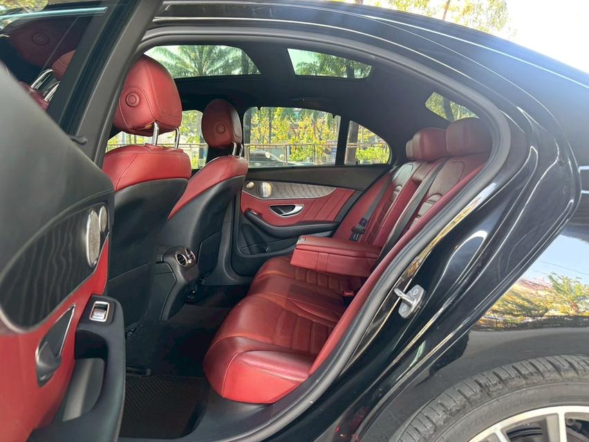 ขายรถ Benz C350e W205 ปี 2017 สีดำ เกียร์ออโต้ รูปที่ 12