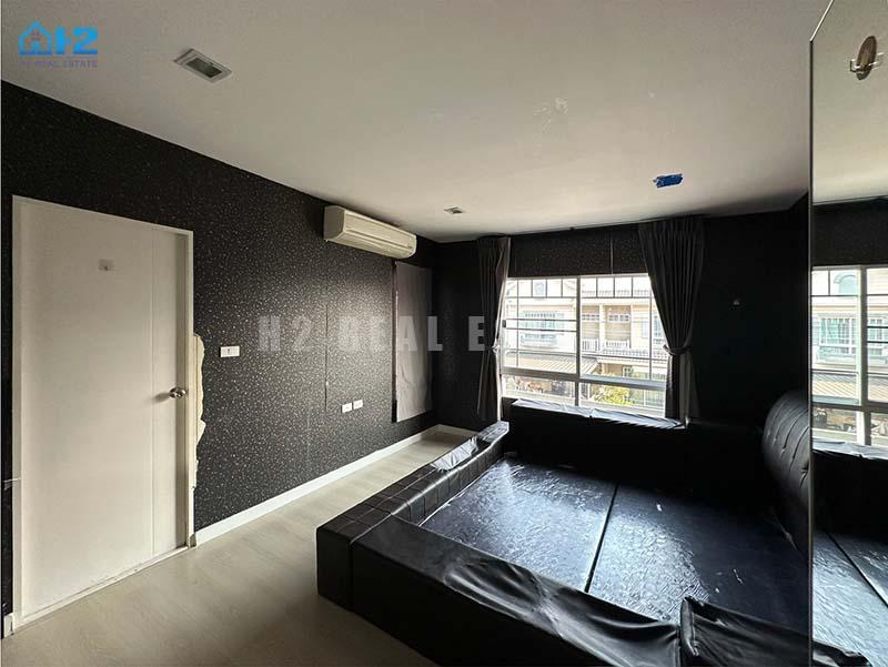 ทาวน์เฮ้าส์2ชั้น อินดี้ บางใหญ่ (INDY BANG YAI)  ** 5 นาที ถึงเซ็นทรัล เวสต์เกต ** 7