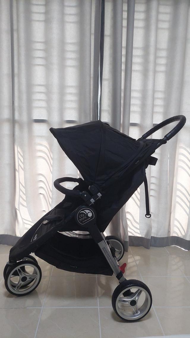 รถเข็นเด็ก Baby Jogger city mini 9