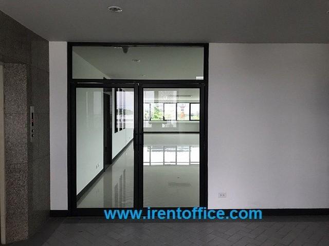 004123 ให้เช่า สำนักงาน อาคาร ฟลาย แอนด์ เซ็นส์ 39000 บาทต่อเดือน 1 ตารางวา ใกล้กับ - ห้องนอน 1 ห้อง ห้องน้ำ 1 ห้อง 3