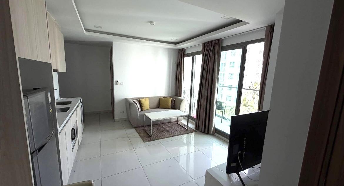 ขายด่วนคอนโด 2 ห้องนอน ใกล้หาดจอมเทียน พัทยา 3