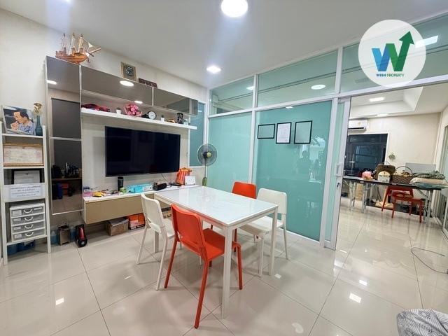 ขายบ้านเดี่ยว หมู่บ้านชลลดา สุวรรณภูมิ ลาดกระบัง 54 เนื้อที่ 67.8 ตร.ว. 2 ชั้น 6 นอน 3 น้ำ 2