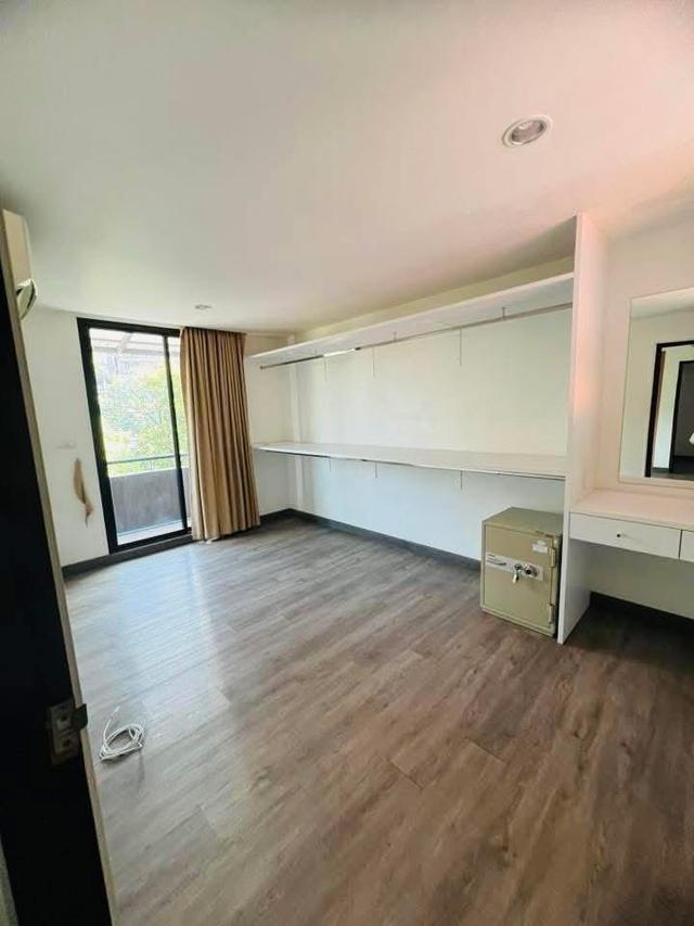 ทาวโฮม โฮมออฟฟิศ 3 ชั้น เมืองทองธานี (แจ้งวัฒนะ) 📍 หมู่บ้านลูกกอล์ฟ | ใกล้ Beehive และทางด่วน 4