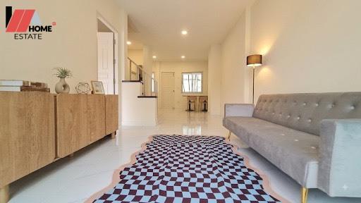 หมู่บ้านดรีมทาวน์ ซอยสวนผัก 32 ทาวน์โฮมทำเลดี เดินทางสะดวกทุกทิศ! 7