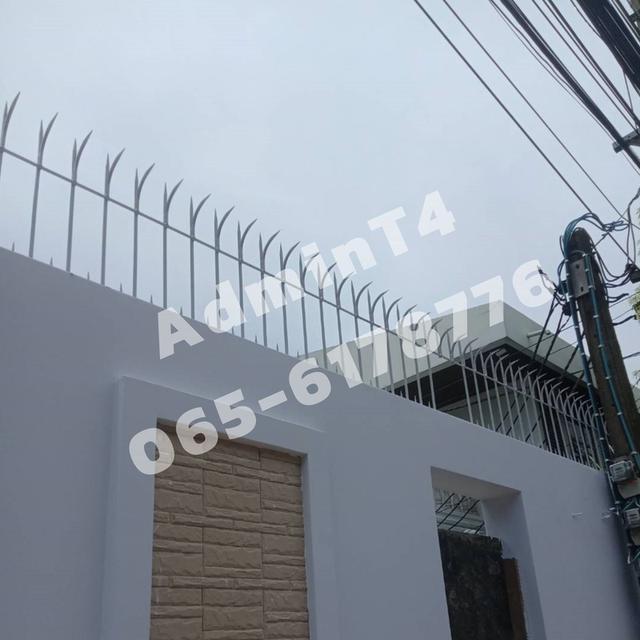 รั้วบ้านสำเร็จรูป รั้วศรเหล็กแหลม