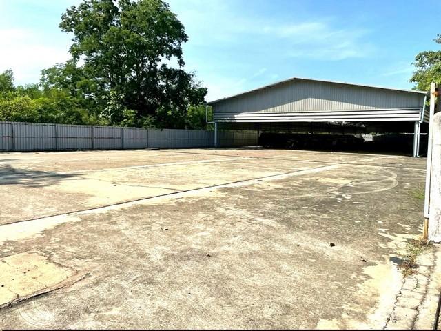 ขายที่ดินพร้อมโกดังสำนักงานอยู่นิคมฉะเชิงเทรา อยู่ในการดูแลของ กนอ. บนเนื้อที่ 10 -3-60ไร่ พื้นที่สีม่วง 5