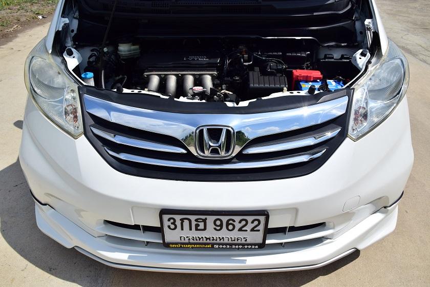 ปี2014 สวยพร้อมใช้ในฉบับครอบครัว HONDA FREED1.5E ออโต้ แอร์หลังคาแล้วไมเนอร์เช้น เบาะหนังแท้ กุญแจรีโมทล้อแม็กชุดแต่งรอบคันCD ABS AIRBAG โทร0957401229 รูปที่ 3