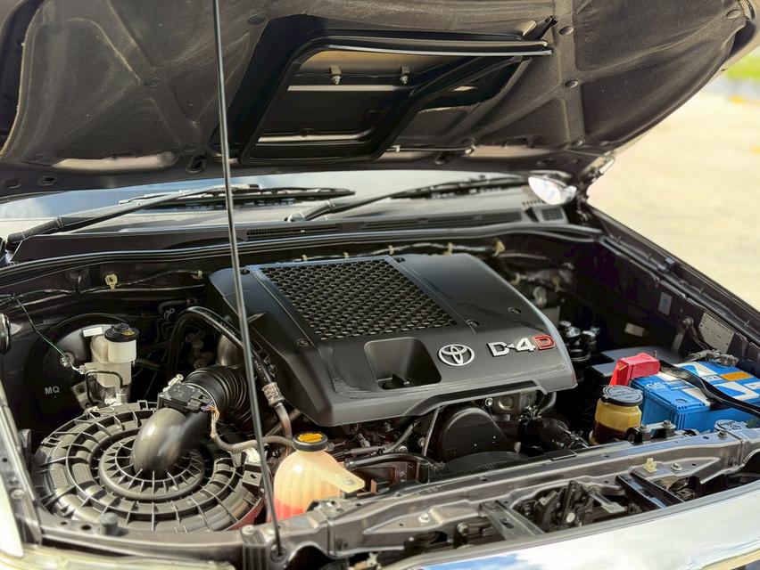 TOYOTA HILUX VIGO 2.5 E 2014 18
