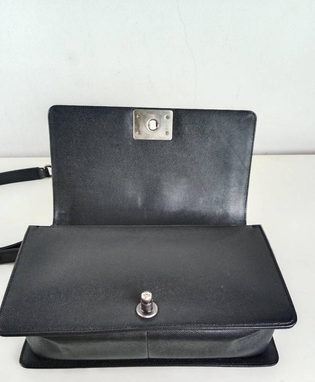 กระเป๋าชาแนล Chanel boy 10" Caviar RHW holo25 Very good condition FULLSET รูปที่ 11