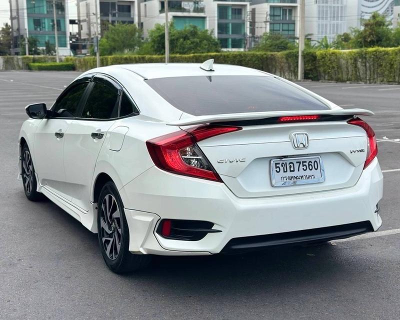 Honda Civic FC 1.8 EL เกียร์ Auto สีขาว ปี2018 รหัส QT7560 7