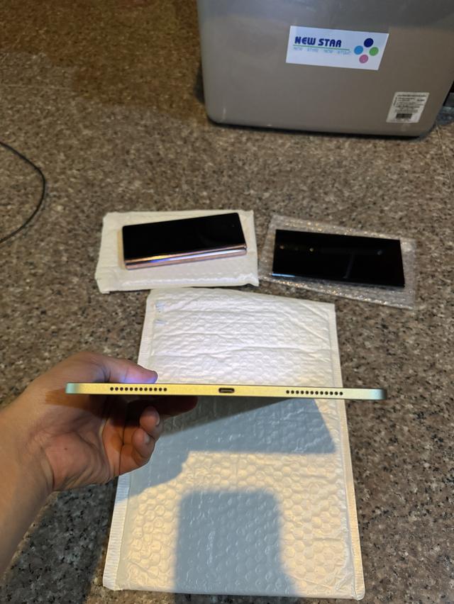 ขายiPadAir4สีใหม่หายากGreen64กิ๊กสูนTrueไร้รอยตกใช้งานดีทุกๆฟังชั่นถูกๆ
