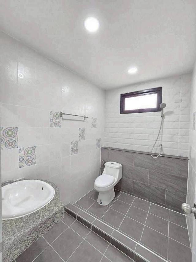 หมู่บ้านชวนชมพาร์ค.. 11