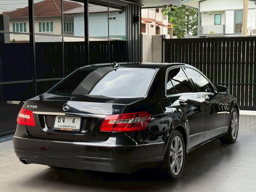 Mercedes Benz E-Class 250 TOP w212 ปี12 วิ่งน้อย 10x,xxx KM รูปที่ 4