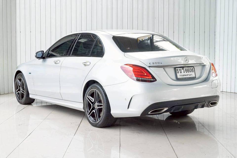 BENZ C-CLASS C300e AMG SPORT ปี 2021 สีเทา โฉม W205 ปี14-23 รูปที่ 8