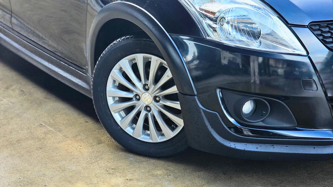 Suzuki Swift 1.2 GL | ปี 2015 | ไมล์ 10x,xxx กม.ราคา💵 199,000.- ผ่อนเริ่มต้น 5,xxx บาท/เดือน⚬ เครื่องยนต์เบนซิน 4 สูบ DOHC 16 วาล์ว 1.2 ลิตร K12B รูปที่ 17