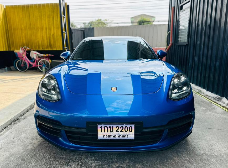 Porsche Panamera Plug In Hybrid 2