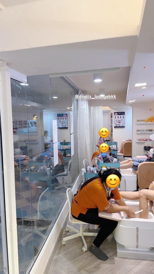 เซ้งร้านทำเล็บทองหล่อ 600,000 บาท แถมฟรี ทุกรายการของใช้ภายในร้าน พร้อมช่างประจำ 3คน  12