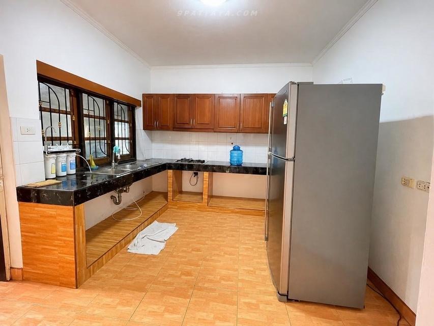 For Sale / For Rent — Private Pool House in South PattayaHouse for sale and rent in South Pattaya, located near Sukhumvit Road 5