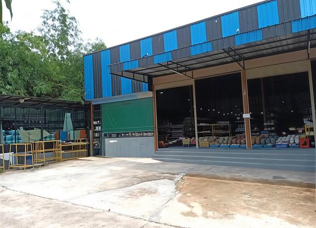 ขายและให้เช่าโกดัง/คลังสินค้า สำนักงาน 800ตรม. พื้นที่สีเหลือง ตู้คอนเทนเนอร์ 40 ฟุตเข้าได้ เหมาะสำหรับเก็บสินค้า ร้านอา 4
