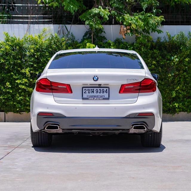(แจ้งรหัสรถ 12AT9394) BMW 530e 2.0 M Sport โฉม G30 | ปีจด : 2020 รูปย่อยที่ 4