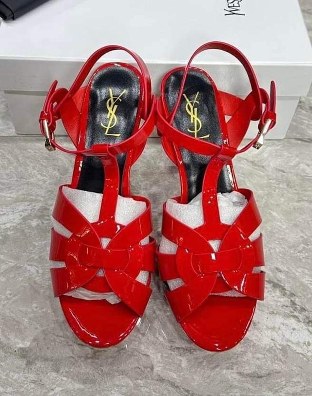 รองเท้า Yves Saint Laurent High Heels 2