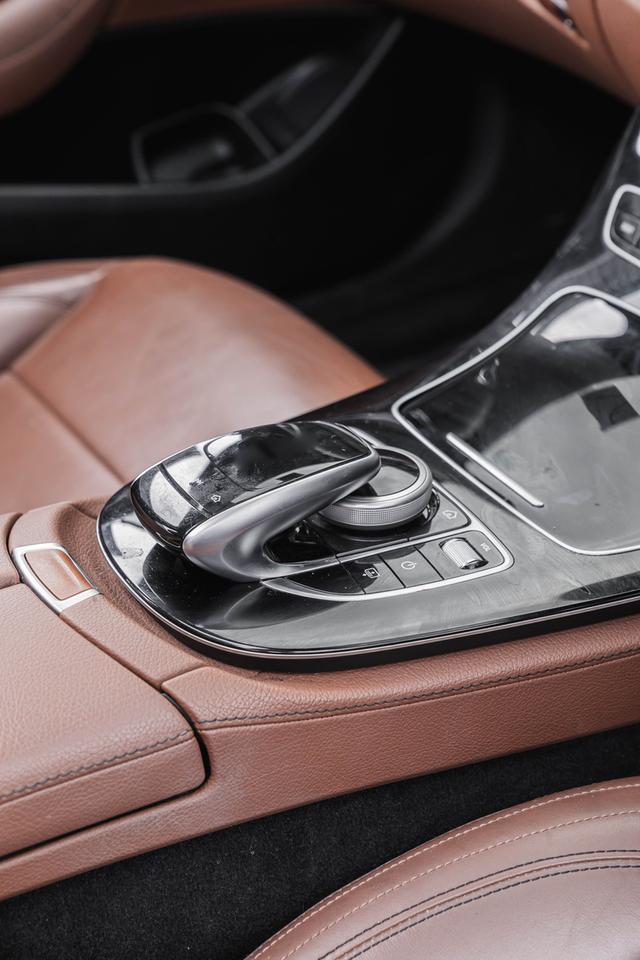 รหัสรถ 67GG5639 #Mercedes Benz  E350e AMG Dynamic 2018  18
