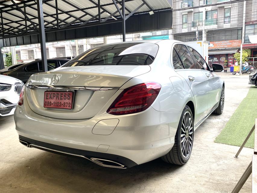 BENZ C350e 2.0 Plug-in Hybrid Exclusive ปี2018 แท้ รถมือเดียวเข้าศูนย์ตามระยะถึงปัจจุบัน 4