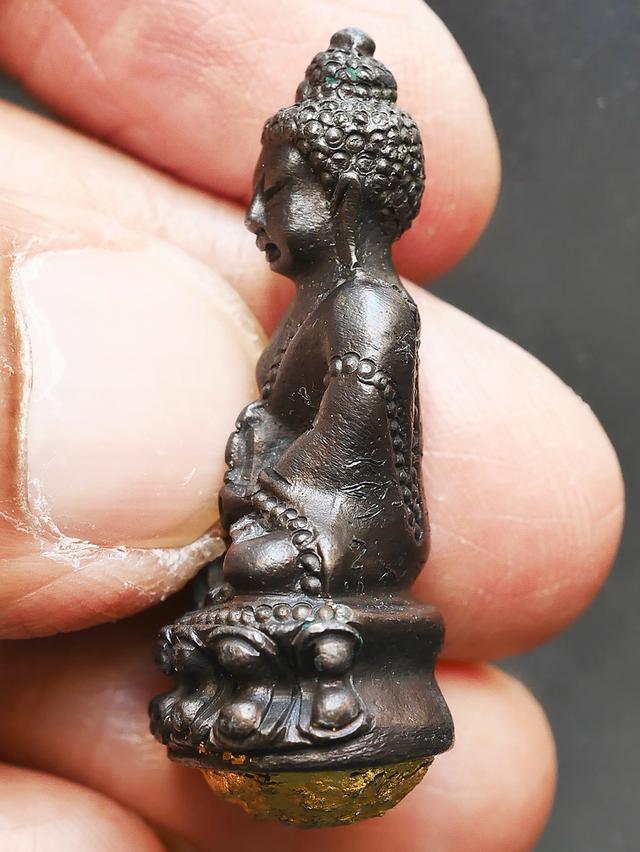 พระกริ่ง ก้นอุดผง ตอกโค๊ต...เก่าๆ 8