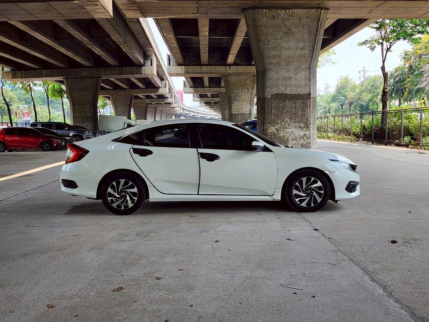 Honda Civic 1.8EL ปี 2018 6