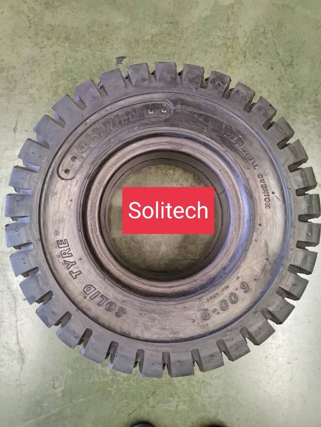 ยางตันดำ ยางตันโฟล์คลิฟท์ ล้อForklift