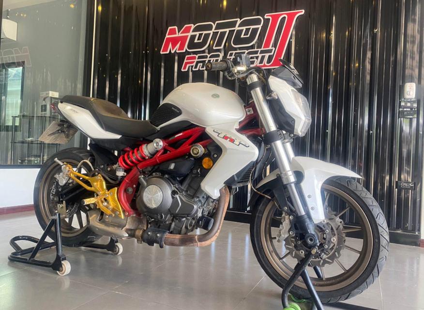 Benelli TNT ปี 2015 รถมือสองสีขาว