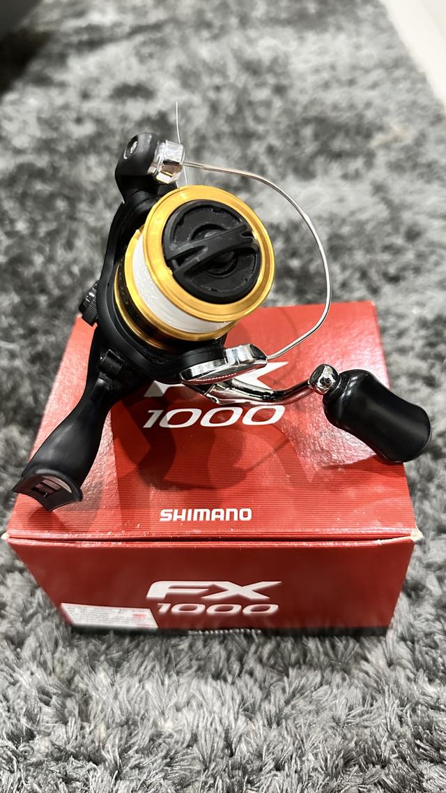 รอกตกปลา SHIMANO FX 1000