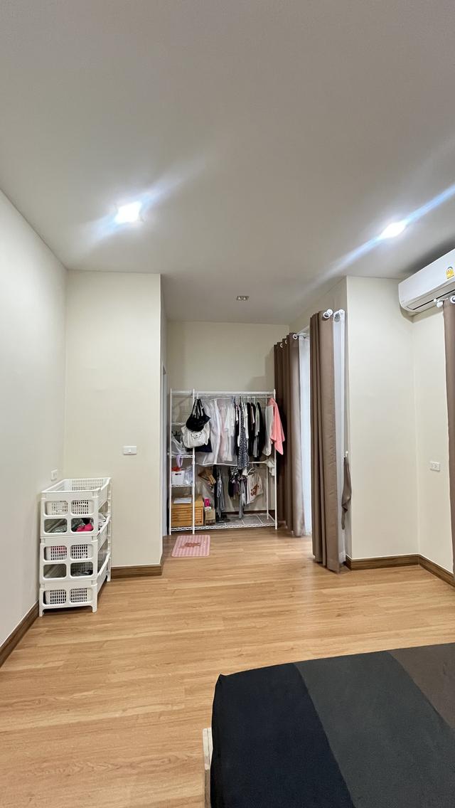 ทาวน์โฮม 2 ชั้น 11