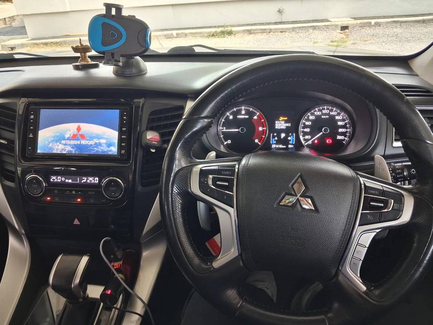 รถยนต์มิจซูมิชิปาเจโร่ รูปที่ 10