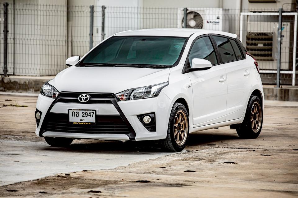 Toyota Yaris 1.2J ปี 2016 สีขาว รถสวยเดิม