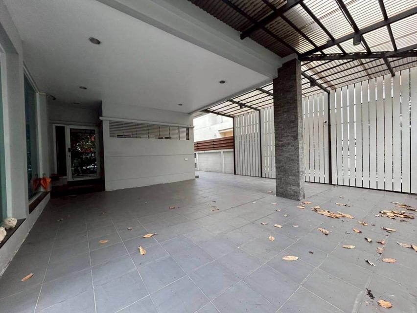 Sale / Rent Grand Bangkok boulevard Kasert- Nawamin 129 square wah. With a bid swimming pool. 5 bedrooms 7 bathrooms Fully furnished Sale 30 Million 18